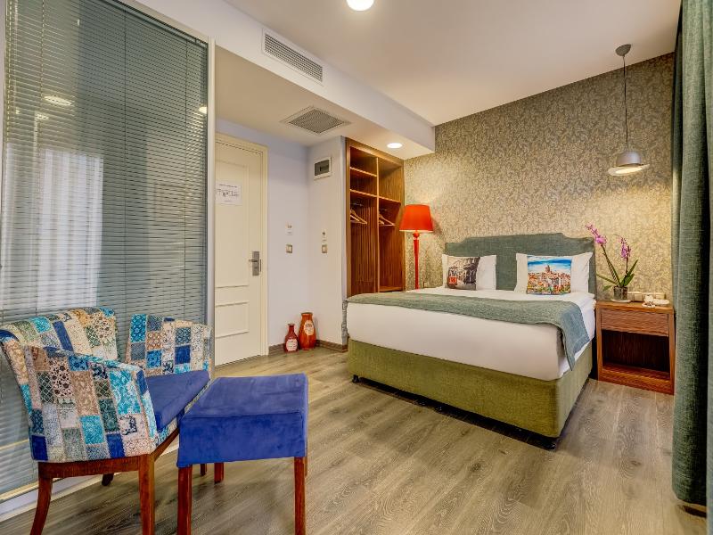 Sometimes Hotel Taksim image