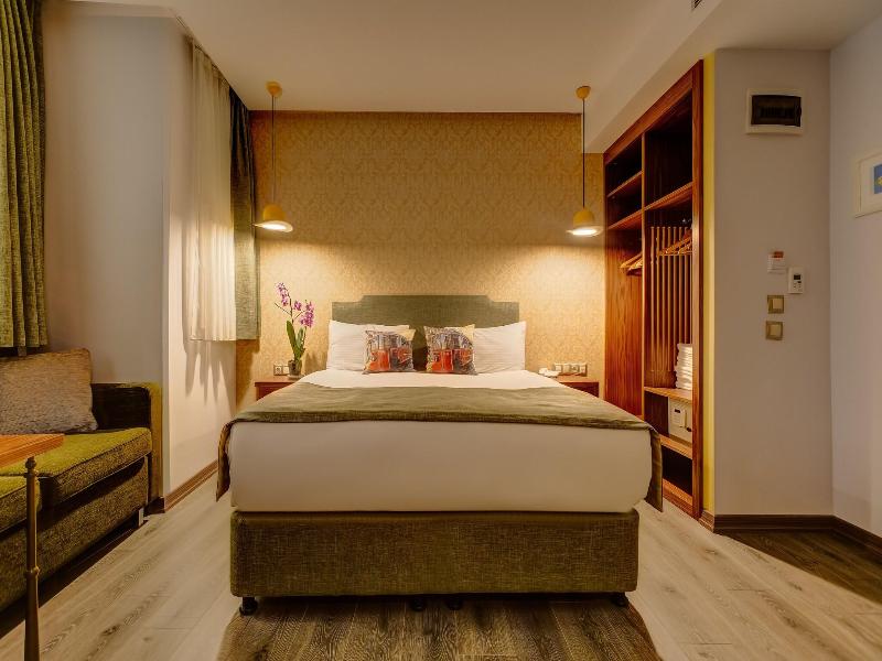 Sometimes Hotel Taksim image