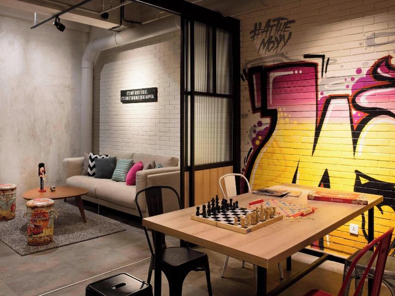 MOXY Bandung