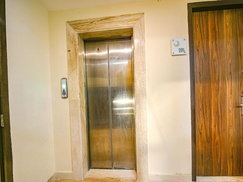 FabHotel Aashraye Nehru Place image