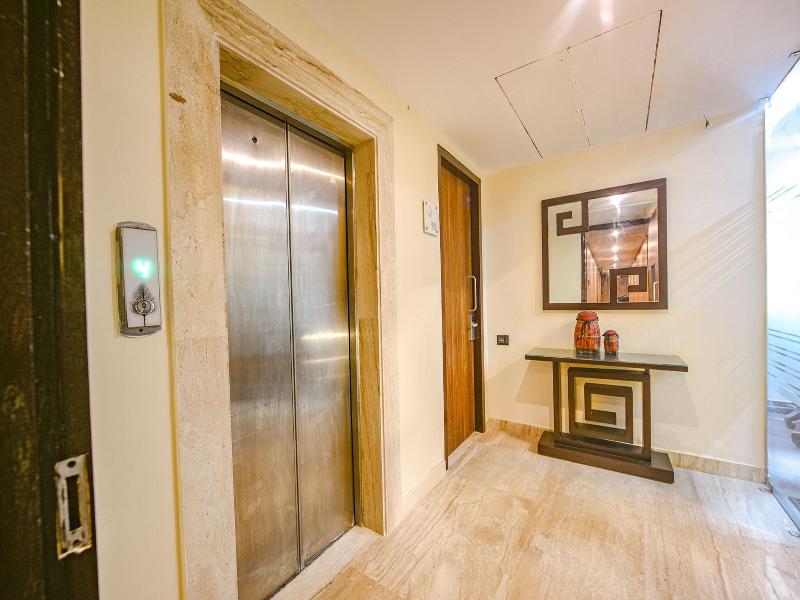 FabHotel Aashraye Nehru Place image