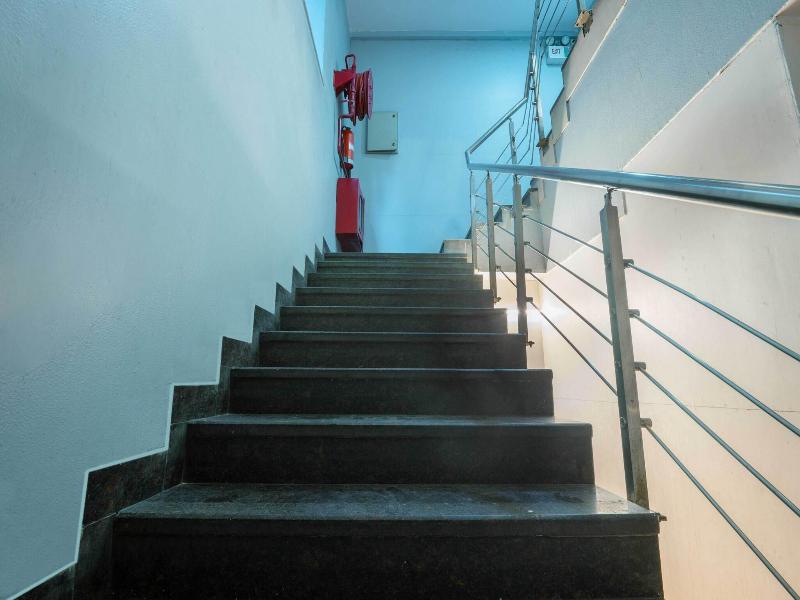 FabHotel Twin Tree Naraina image