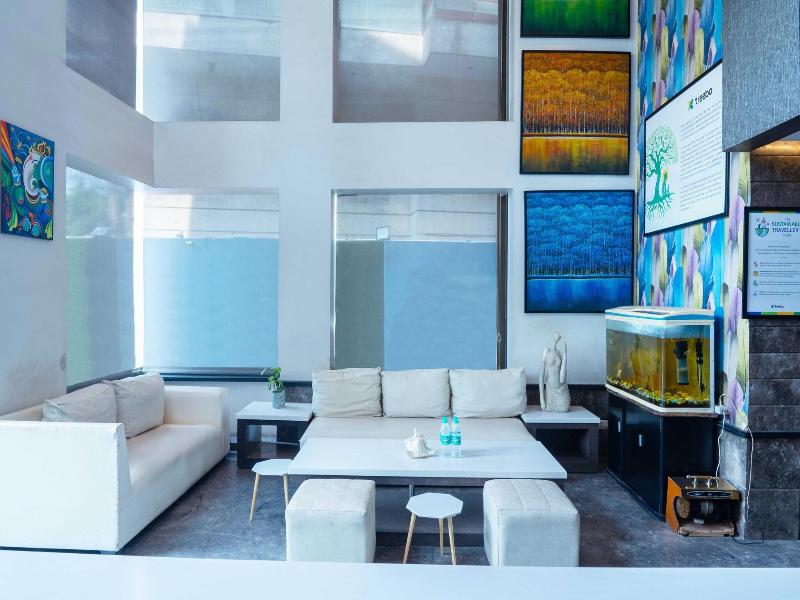 FabHotel Twin Tree Naraina image