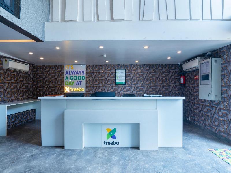 FabHotel Twin Tree Naraina image