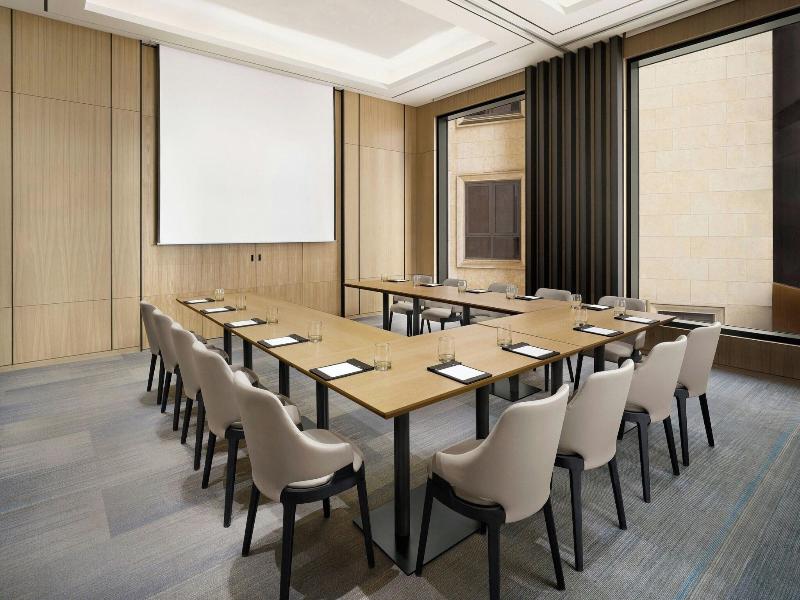 Aloft Seoul Myeongdong image