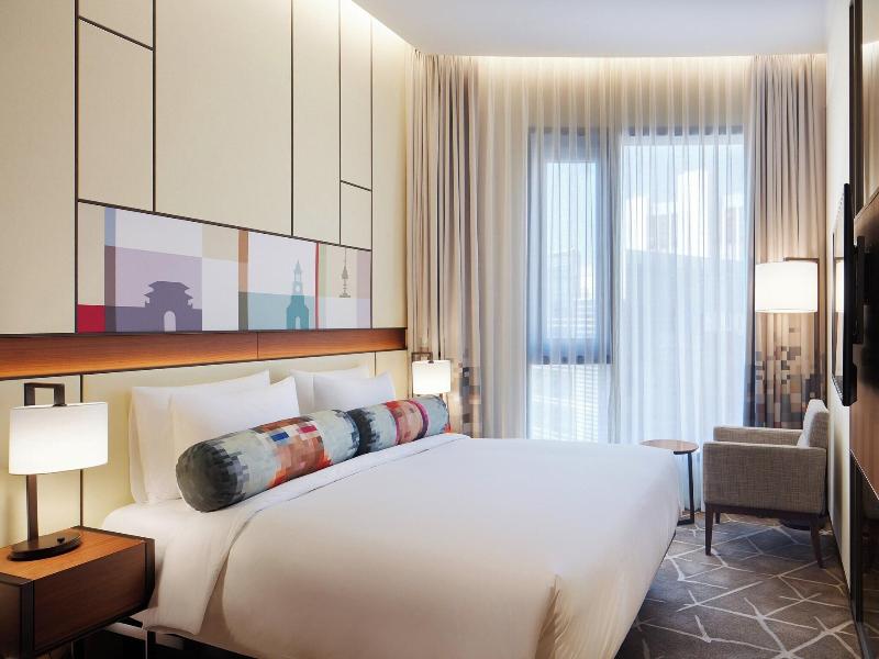 Aloft Seoul Myeongdong image