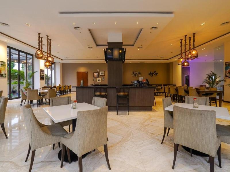 Hotel Royal Padjajaran Bogor image