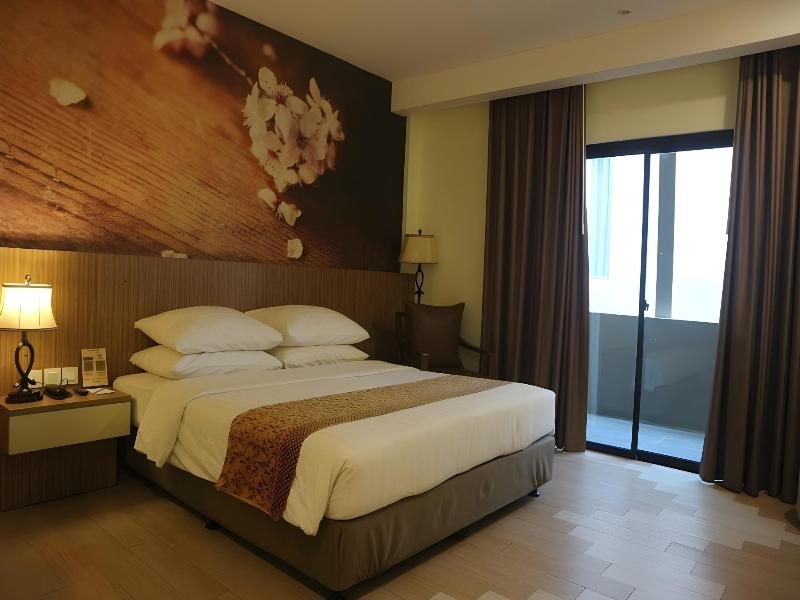 Golden Tulip Essential Belitung image