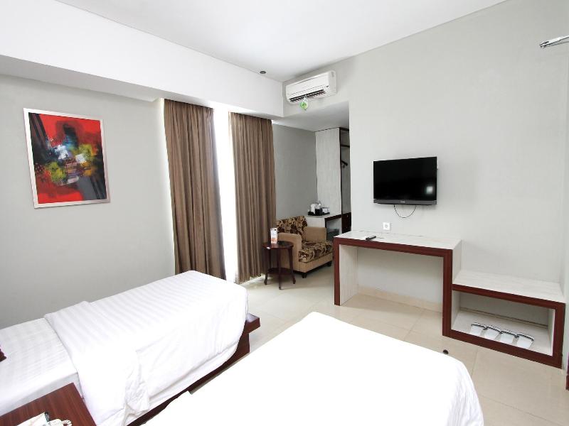 Grand Hatika Hotel image