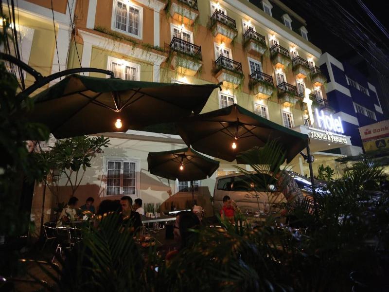 F Hotel Jakarta image