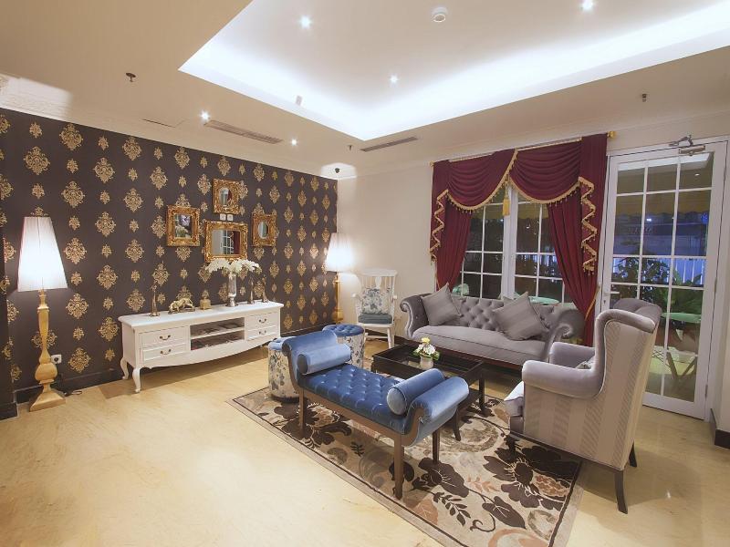 F Hotel Jakarta image