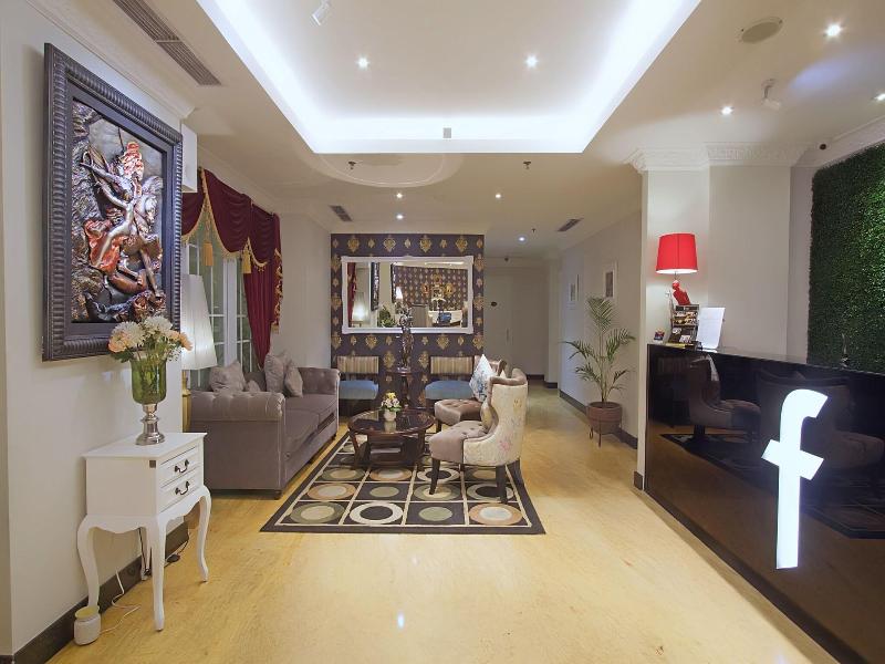 F Hotel Jakarta image