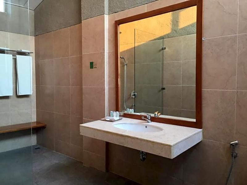 Luwansa Beach Resort image