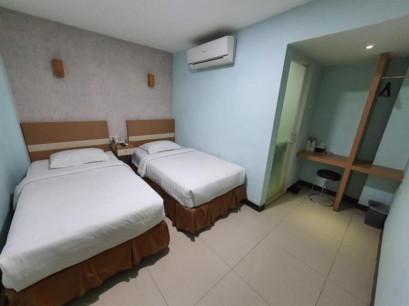 Amaliun Hotel Medan image