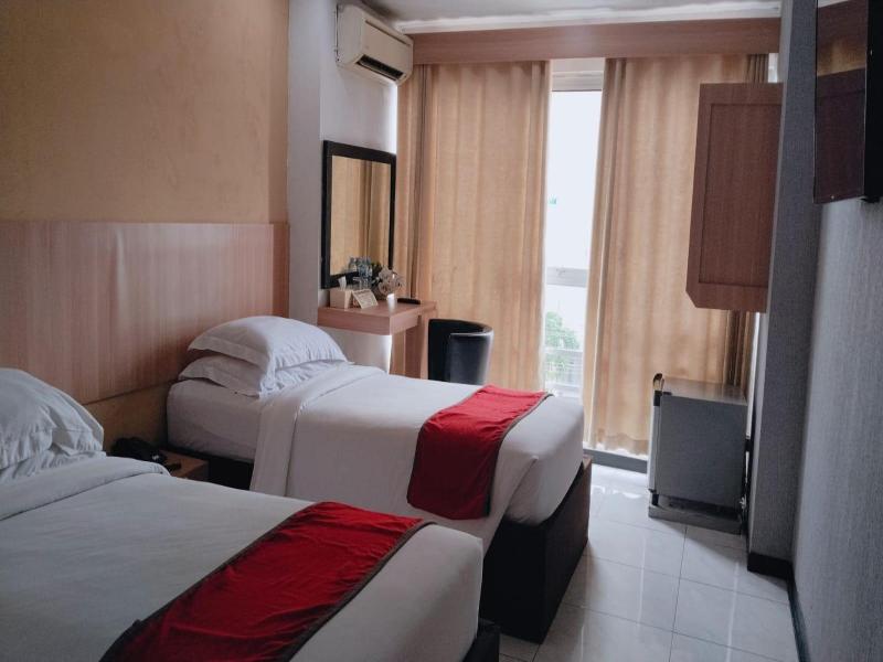 Hotel Prince Boulevard image