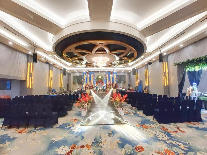 New Hollywood Hotel Pekanbaru
