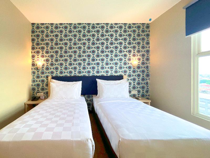 Hotel 88 Kedungsari image