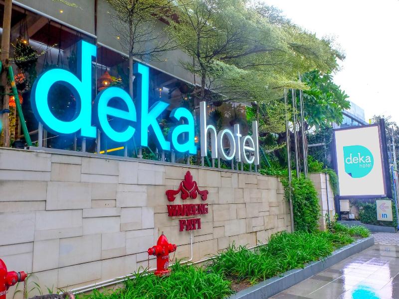Deka Hotel Surabaya HR Muhammad image