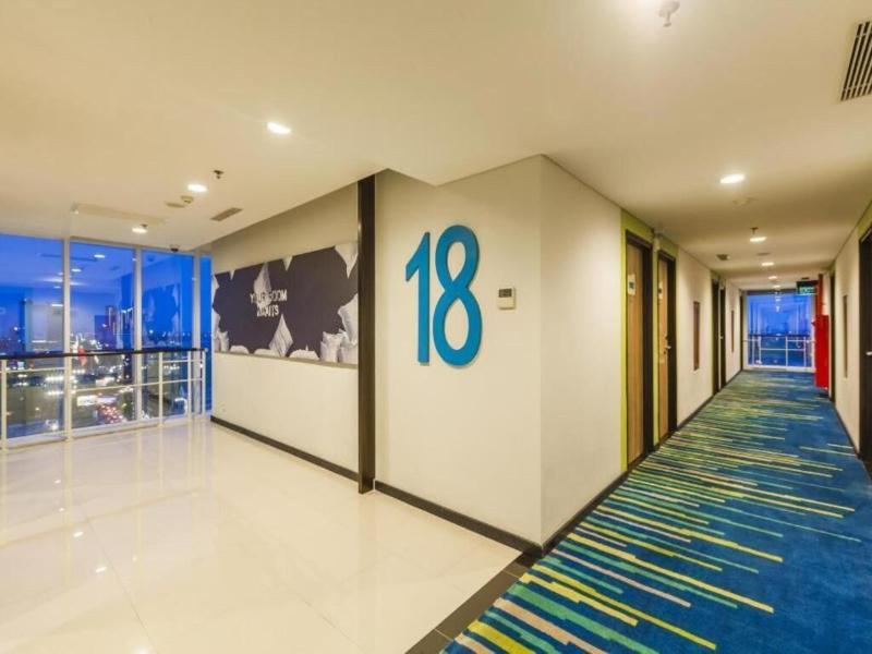 Deka Hotel Surabaya HR Muhammad image