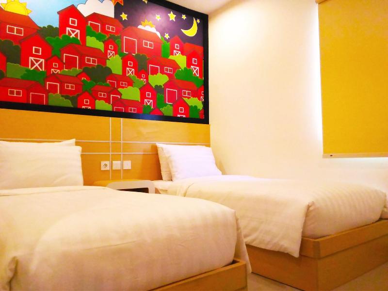 Nite & Day Surabaya Mastrip image
