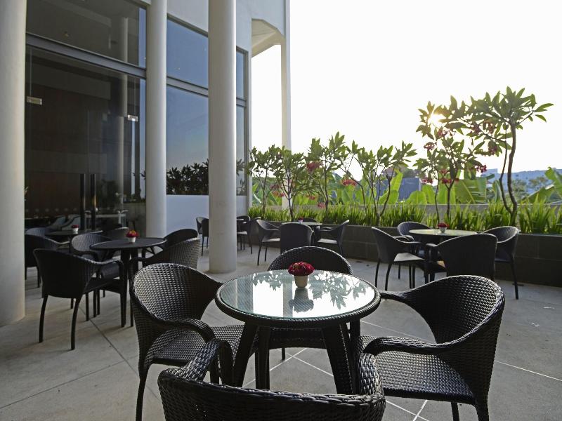 Premier Place Surabaya Airport image