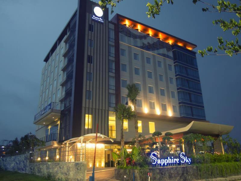 Sapphire Sky Hotel BSD City