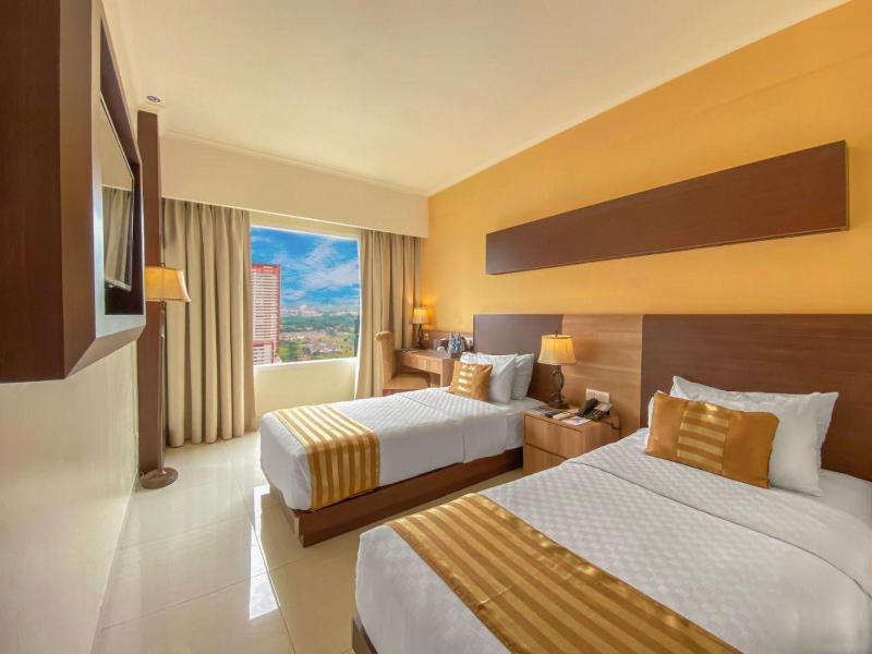 Sapphire Sky Hotel & Conference image