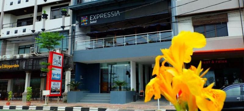 Expressia Hotel Makassar image
