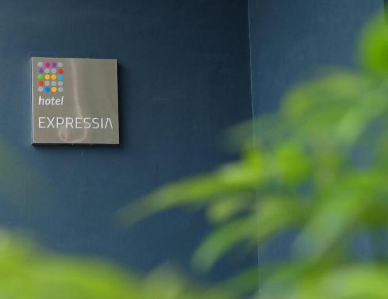 Expressia Hotel Makassar image