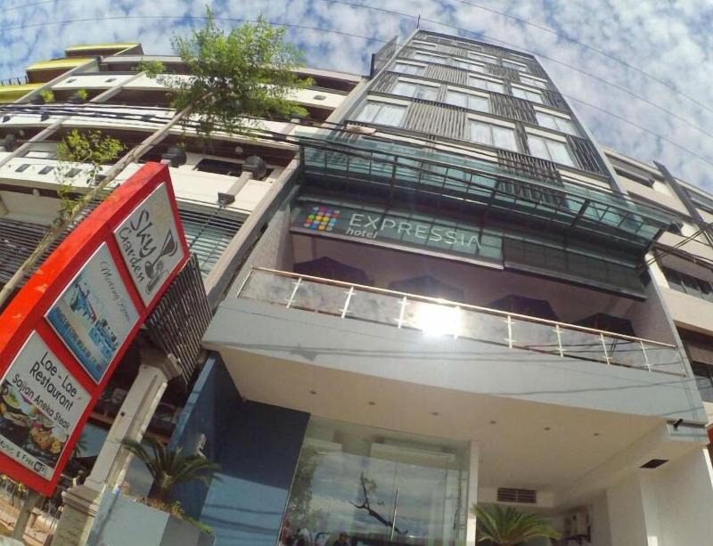 Expressia Hotel Makassar image