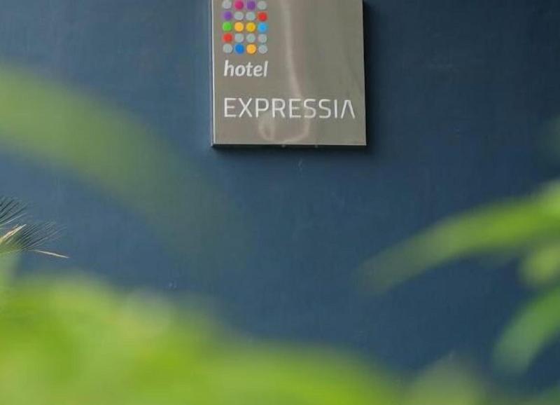 Expressia Hotel Makassar image
