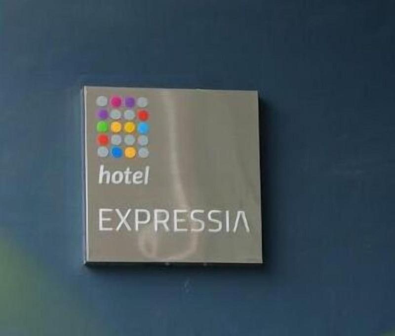 Expressia Hotel Makassar image