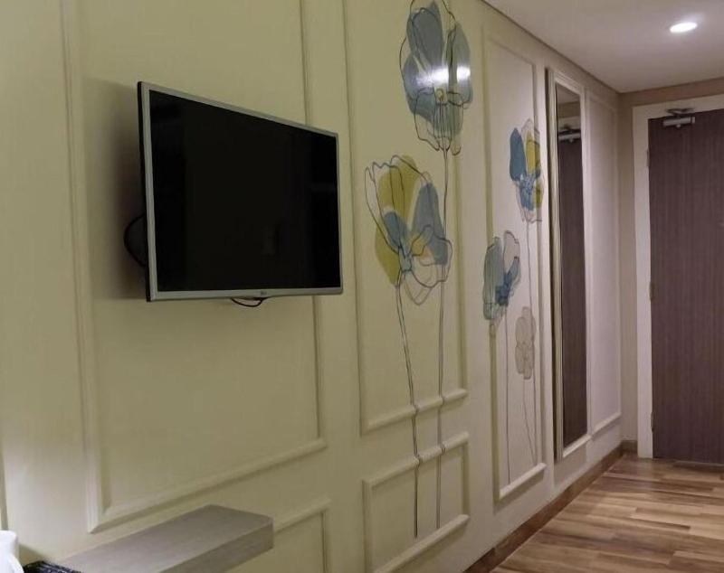 Expressia Hotel Makassar image