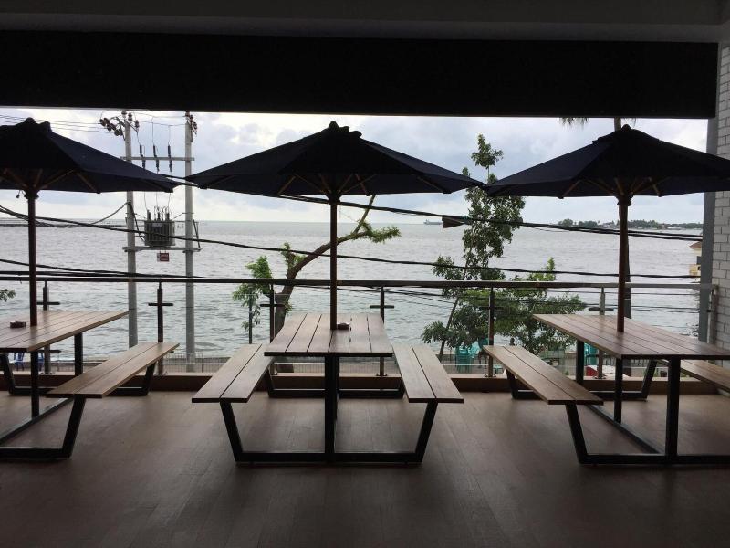Expressia Hotel Makassar image