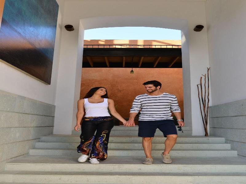 Los Amantes image