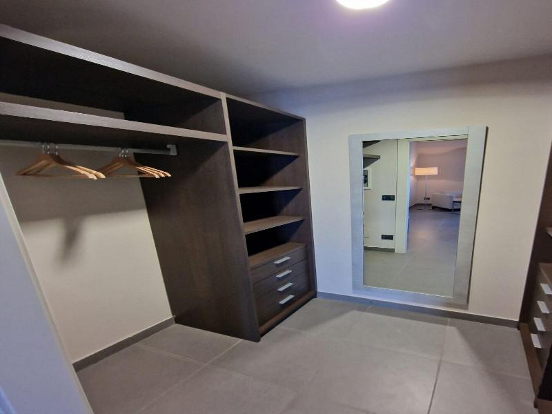 Inn Naples Airport image