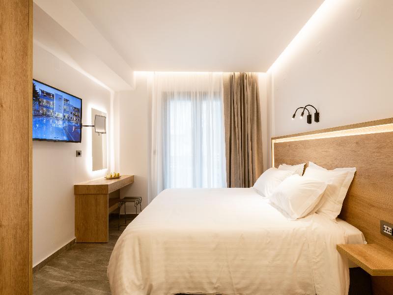 Summer Dream Hotel Apts image