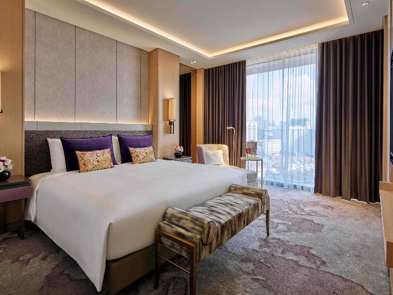 Sofitel Singapore City Centre image