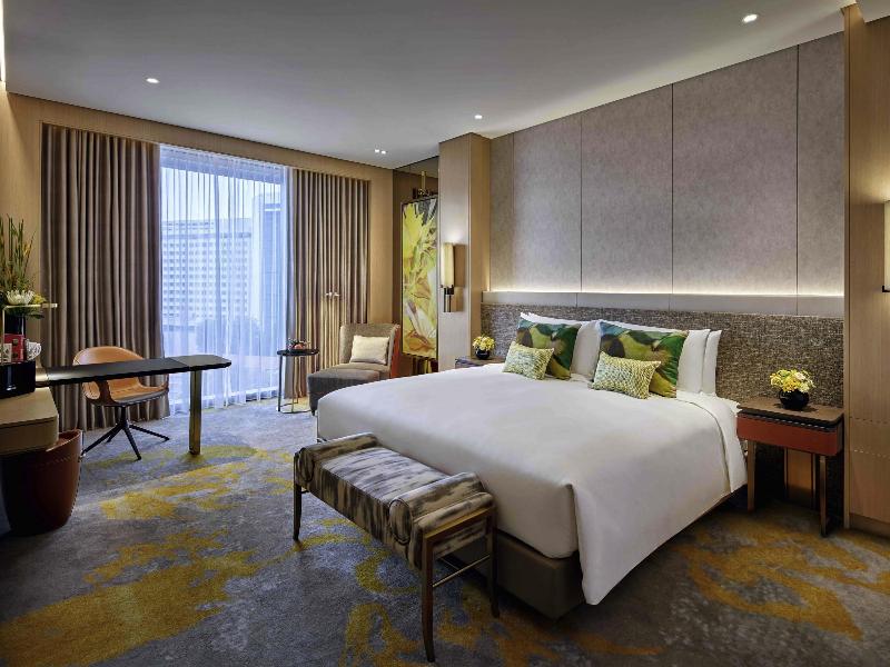 Sofitel Singapore City Centre image