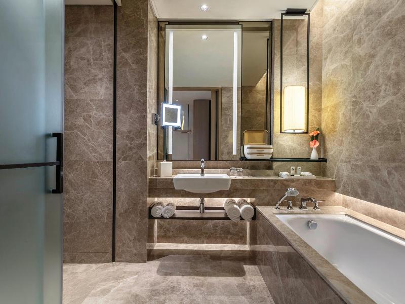 Sofitel Singapore City Centre image