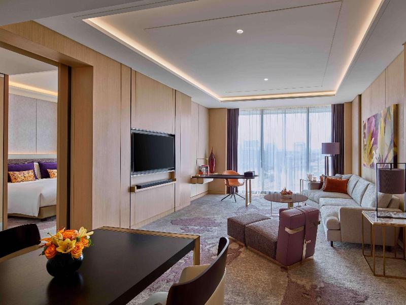 Sofitel Singapore City Centre image