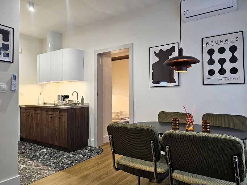 Wine Apartments image