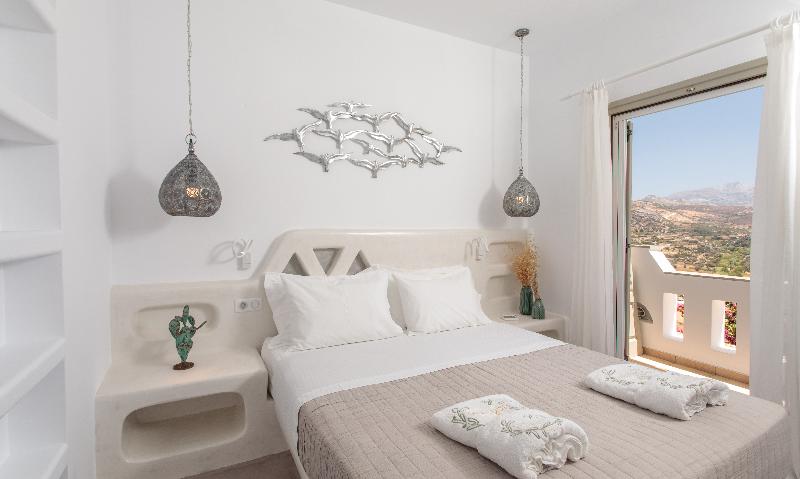 Halcyon Villas image