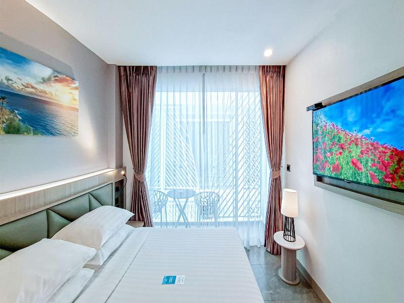 Clarian Hotel Beach Patong image
