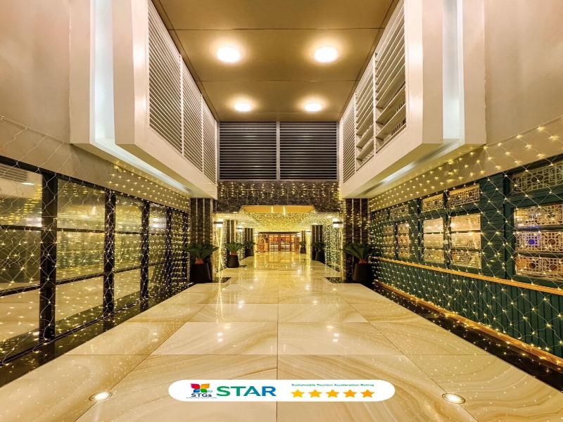 Clarian Hotel Beach Patong image