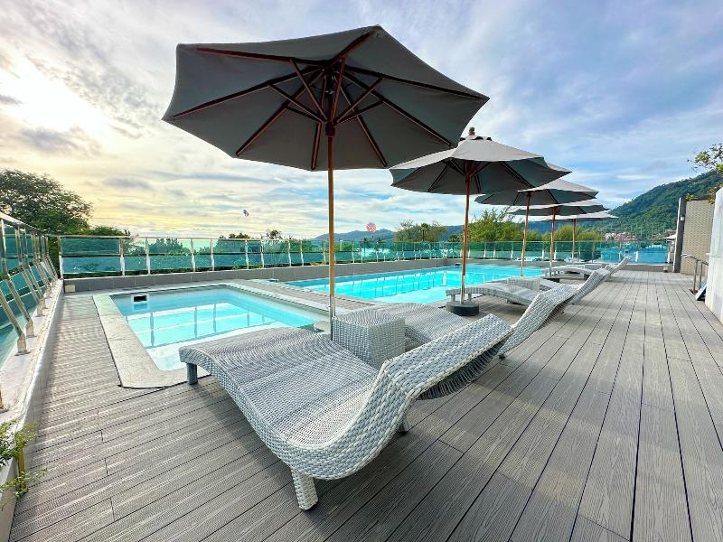 Clarian Hotel Beach Patong image