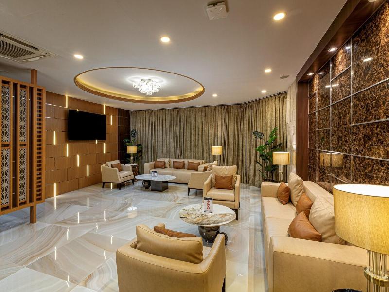 Clarian Hotel Beach Patong image