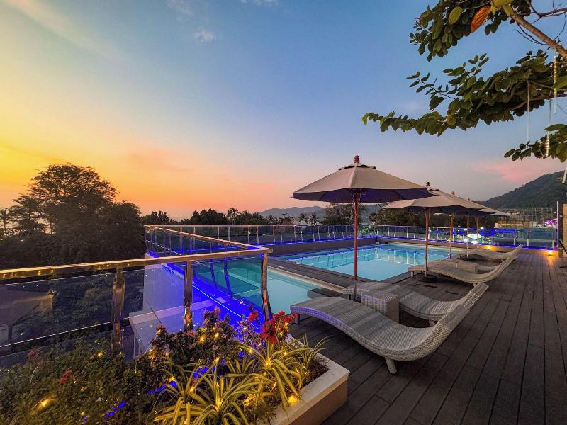 Clarian Hotel Beach Patong image