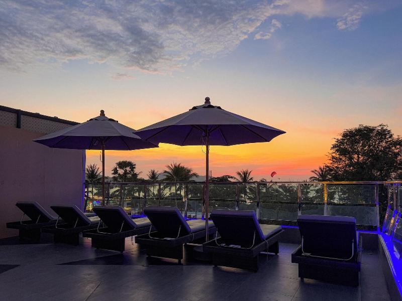 Clarian Hotel Beach Patong image
