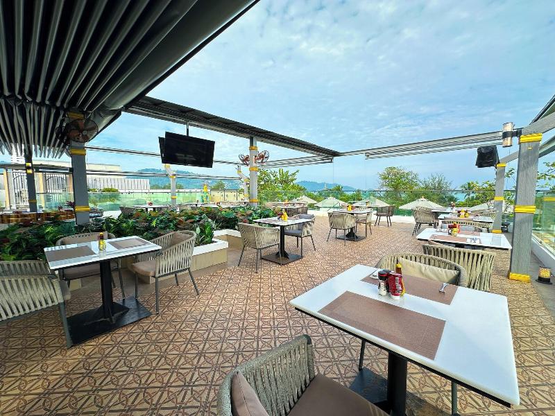 Clarian Hotel Beach Patong image
